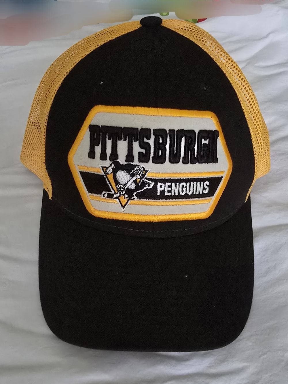 Pittsburgh Penguins Black & Gold Mesh Trucker Hat One Size Fits Most